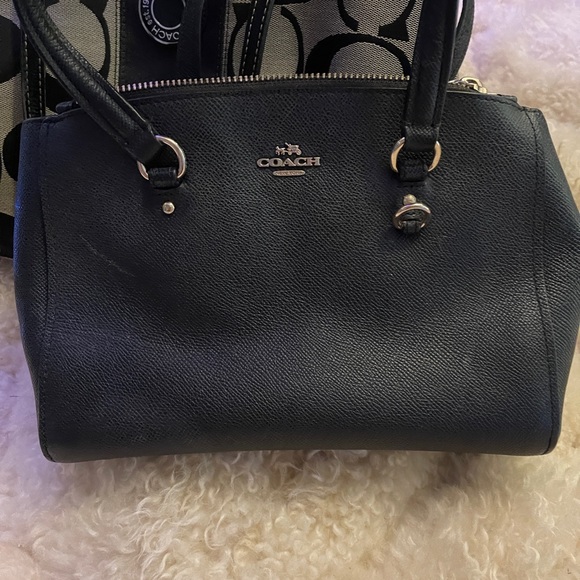 Coach - Picture 10 of 11